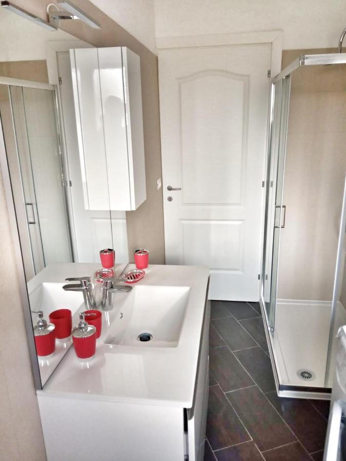 Red Tower Venice Apartment - 2 Mins From Vce Airport- Free Wifi Tessera Exterior foto